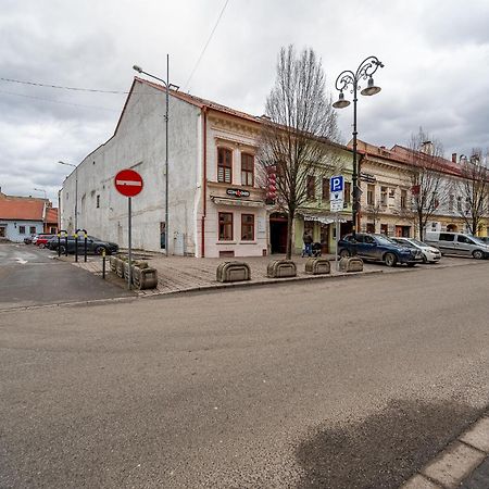 K1 Piatok Sobota Disco Cez Tyzden Tichy Apartman Kosice Bagian luar foto